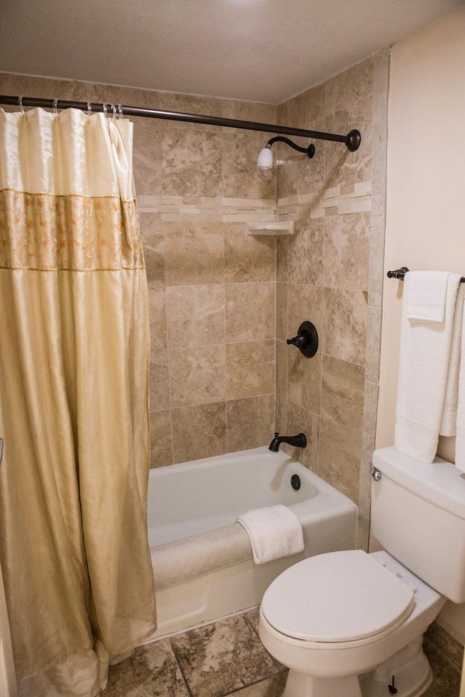 Florence Express Inn Bagian luar foto